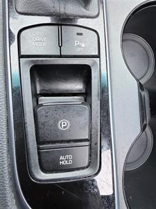 2015 Hyundai SONATA Limited   - Photo 26 - Reseda, CA 91335