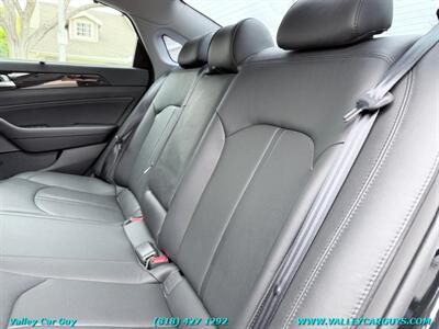 2015 Hyundai SONATA Limited   - Photo 29 - Reseda, CA 91335