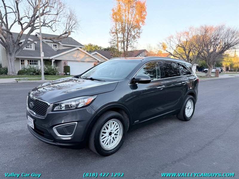 2018 Kia Sorento LX  
