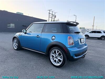 2009 MINI Cooper S S   - Photo 6 - Reseda, CA 91335