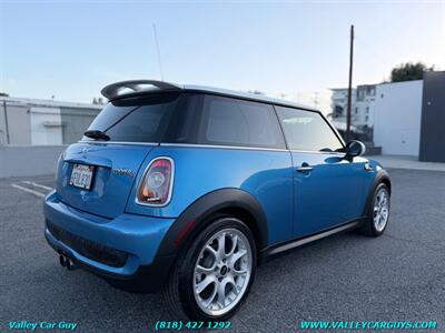 2009 MINI Cooper S S   - Photo 8 - Reseda, CA 91335