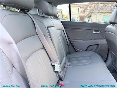 2016 Kia Sportage EX   - Photo 23 - Reseda, CA 91335