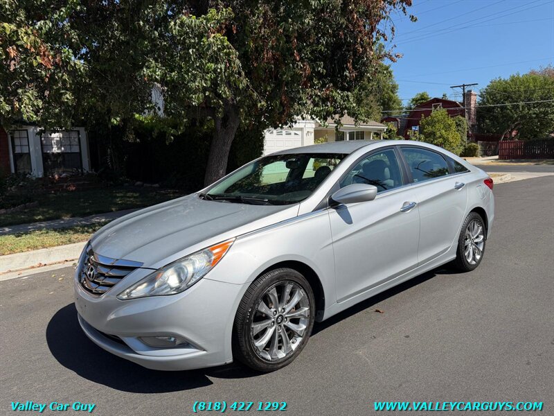 2011 Hyundai SONATA SE  