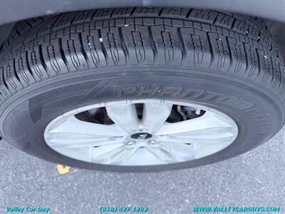 2017 Kia Sportage LX - Photo 24 - Reseda, CA 91335