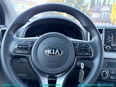 2017 Kia Sportage LX - Photo 13 - Reseda, CA 91335