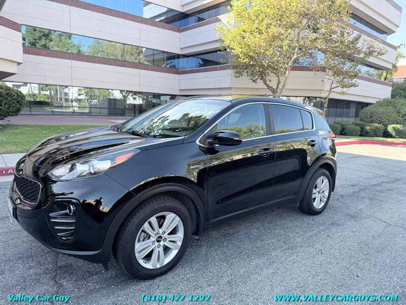 2017 Kia Sportage LX   - Photo 1 - Reseda, CA 91335