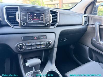 2017 Kia Sportage LX - Photo 16 - Reseda, CA 91335
