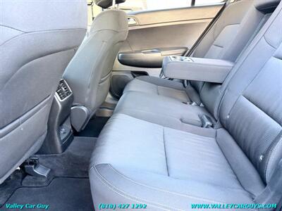 2017 Kia Sportage LX - Photo 21 - Reseda, CA 91335