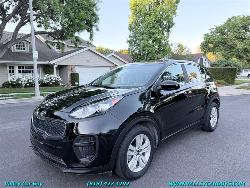 2017 Kia Sportage LX   - Photo 1 - Reseda, CA 91335