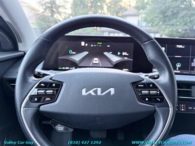 2022 Kia EV6 Wind   - Photo 16 - Reseda, CA 91335