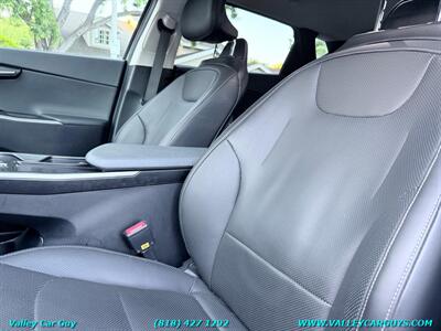 2022 Kia EV6 Wind   - Photo 15 - Reseda, CA 91335