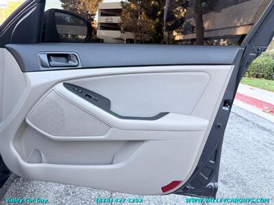 2015 Kia Optima LX - Photo 18 - Reseda, CA 91335
