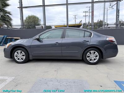 2010 Nissan Altima 2.5 S   - Photo 8 - Reseda, CA 91335