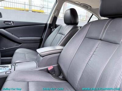 2010 Nissan Altima 2.5 S   - Photo 14 - Reseda, CA 91335