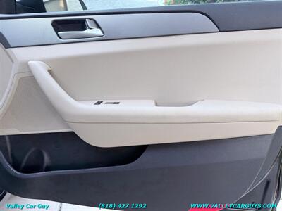 2015 Hyundai SONATA SE   - Photo 24 - Reseda, CA 91335