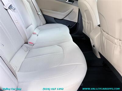 2015 Hyundai SONATA SE   - Photo 21 - Reseda, CA 91335