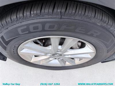 2015 Hyundai SONATA SE   - Photo 32 - Reseda, CA 91335