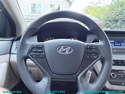 2015 Hyundai SONATA SE   - Photo 14 - Reseda, CA 91335