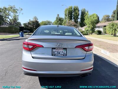 2016 Hyundai SONATA SE - Photo 5 - Reseda, CA 91335