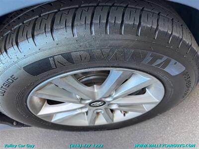 2015 Hyundai SONATA SE   - Photo 23 - Reseda, CA 91335