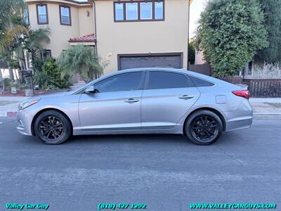 2016 Hyundai SONATA SE   - Photo 8 - Reseda, CA 91335