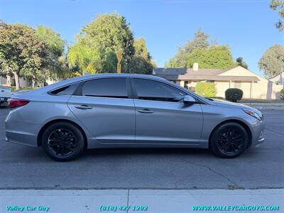 2016 Hyundai SONATA SE - Photo 7 - Reseda, CA 91335