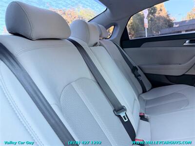 2016 Hyundai SONATA SE - Photo 22 - Reseda, CA 91335