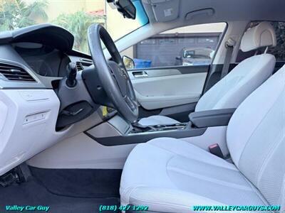 2016 Hyundai SONATA SE   - Photo 13 - Reseda, CA 91335