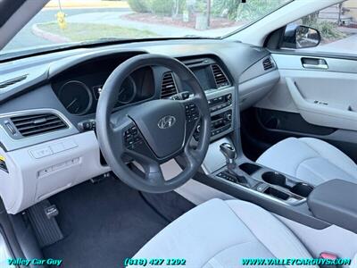 2016 Hyundai SONATA SE   - Photo 12 - Reseda, CA 91335
