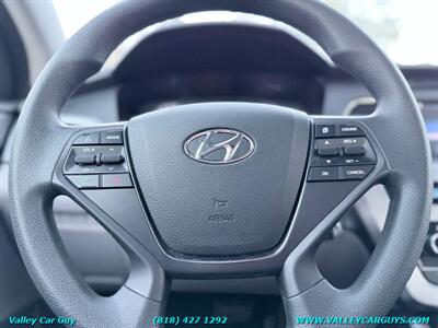 2015 Hyundai SONATA SE   - Photo 11 - Reseda, CA 91335