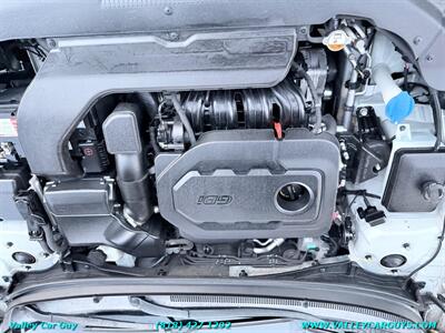 2015 Hyundai SONATA SE   - Photo 24 - Reseda, CA 91335