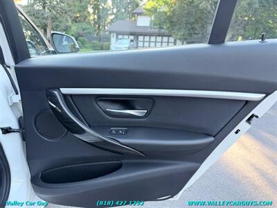 2018 BMW 330e iPerformance   - Photo 27 - Reseda, CA 91335