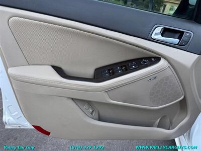 2015 Kia Optima EX   - Photo 19 - Reseda, CA 91335