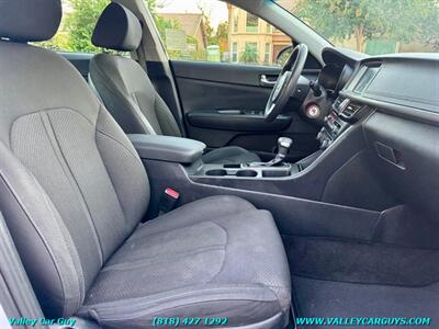 2018 Kia Optima LX   - Photo 8 - Reseda, CA 91335