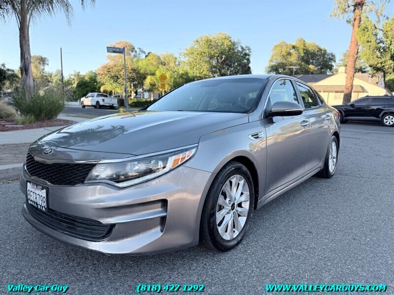 2018 Kia Optima LX   - Photo 1 - Reseda, CA 91335