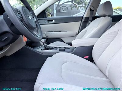 2016 Kia Optima LX   - Photo 13 - Reseda, CA 91335