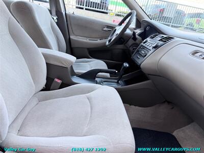 2002 Honda Accord LX   - Photo 9 - Reseda, CA 91335