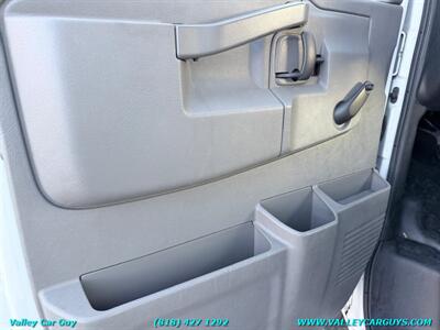 2016 GMC Savana 3500   - Photo 12 - Reseda, CA 91335