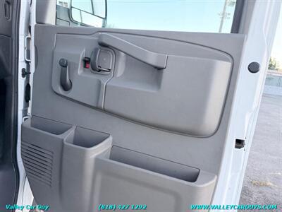 2016 GMC Savana 3500   - Photo 13 - Reseda, CA 91335