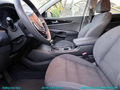 2019 Kia Sorento L   - Photo 14 - Reseda, CA 91335
