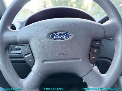 2003 Ford Expedition XLT   - Photo 14 - Reseda, CA 91335