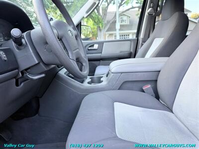 2003 Ford Expedition XLT   - Photo 12 - Reseda, CA 91335