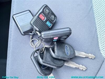 2003 Ford Expedition XLT   - Photo 17 - Reseda, CA 91335