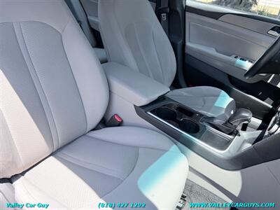 2018 Hyundai SONATA SEL - Photo 11 - Reseda, CA 91335
