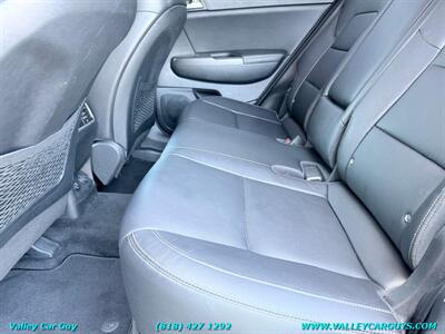 2017 Kia Sportage EX   - Photo 17 - Reseda, CA 91335