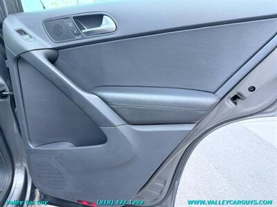 2012 Volkswagen Tiguan S   - Photo 21 - Reseda, CA 91335
