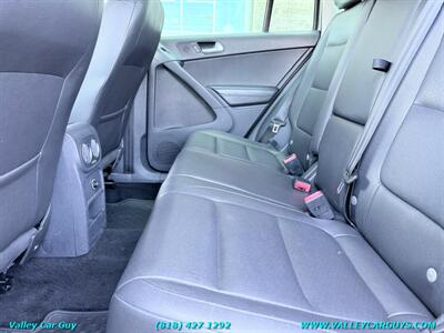 2012 Volkswagen Tiguan S   - Photo 16 - Reseda, CA 91335