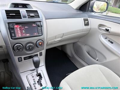2013 Toyota Corolla LE   - Photo 18 - Reseda, CA 91335
