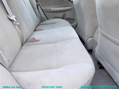 2013 Toyota Corolla LE   - Photo 22 - Reseda, CA 91335