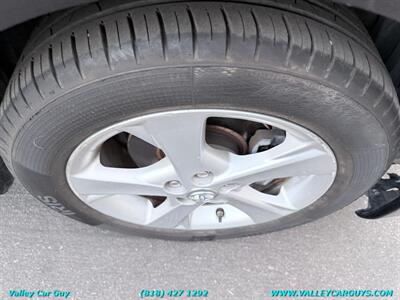 2013 Toyota Corolla LE   - Photo 25 - Reseda, CA 91335